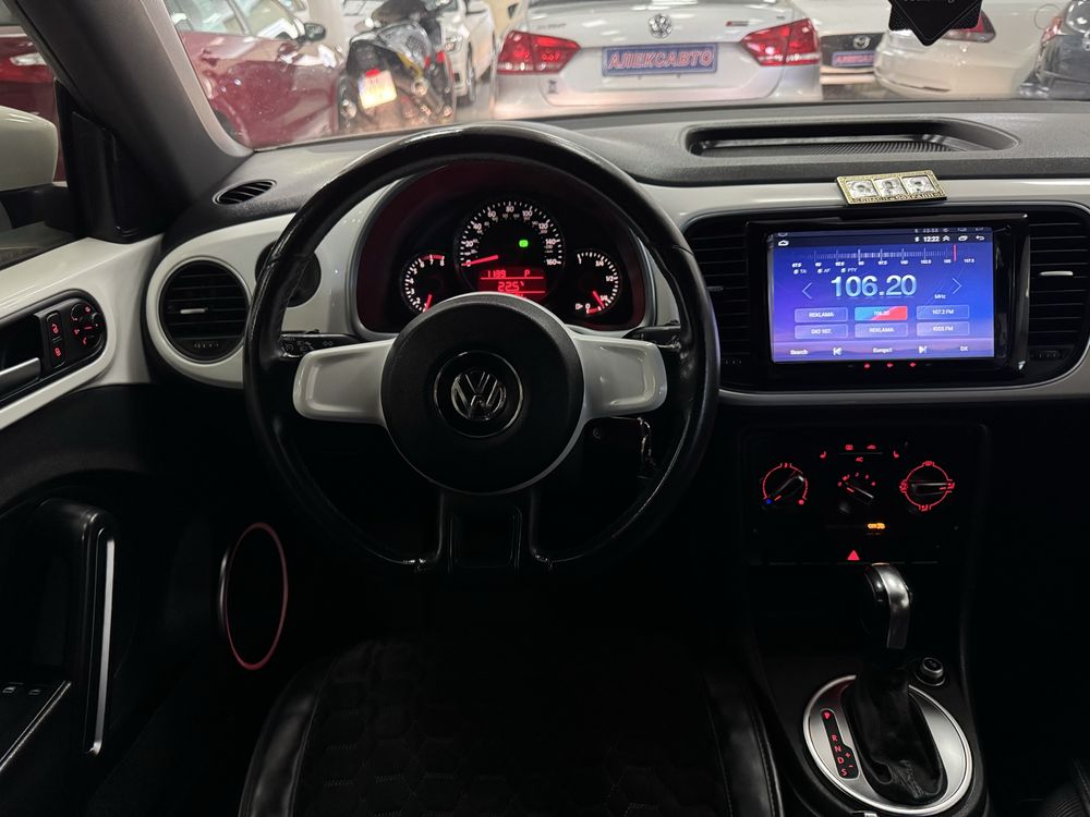 Volkswagen Beetle 2.5МРі 20V 6АКПП 2012 р.в. (170 к.с.)