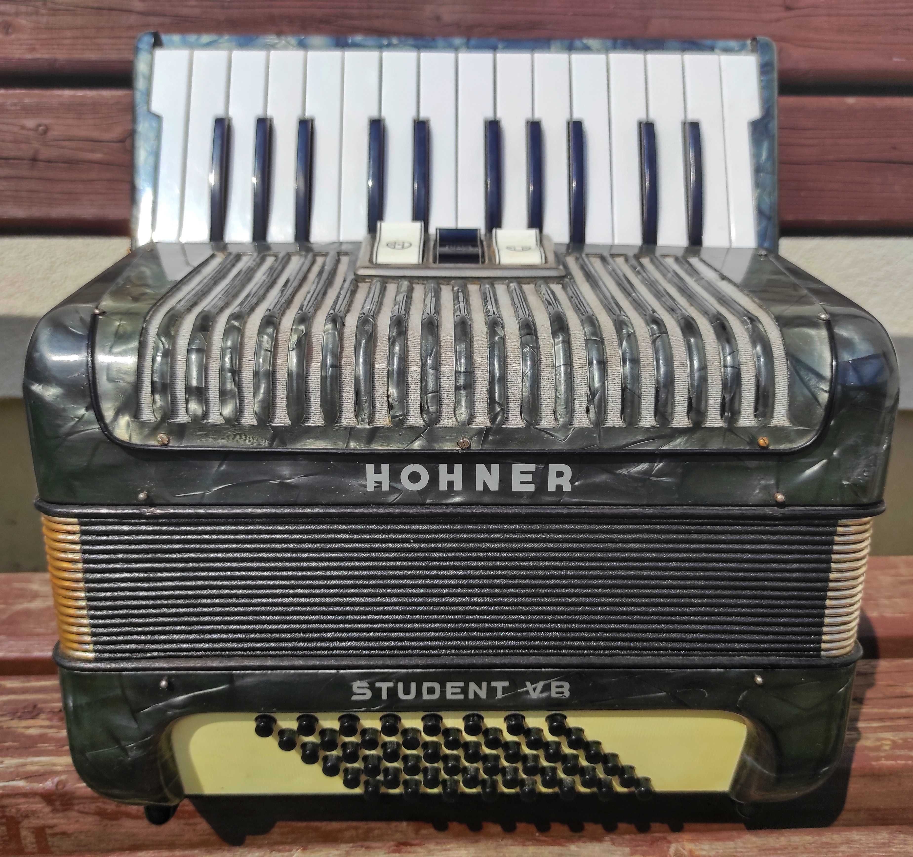 Akordeon Hohner Student V B 48 basów