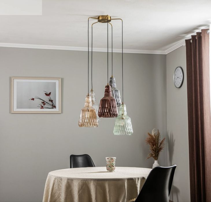 Sprzedam nieużywaną lampę Belarion 5 Cluster