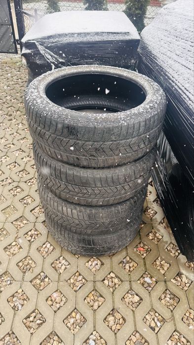 Opony zimowe Pirelli Sottozero 3 225/45/18