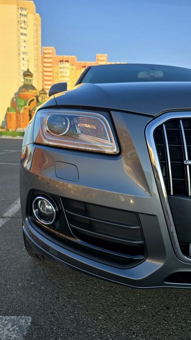 Офіційна Audi Q5