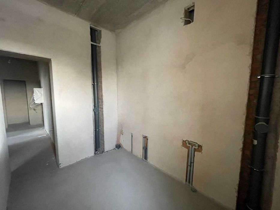 2 кімнатна квартира в передмісті Луцька