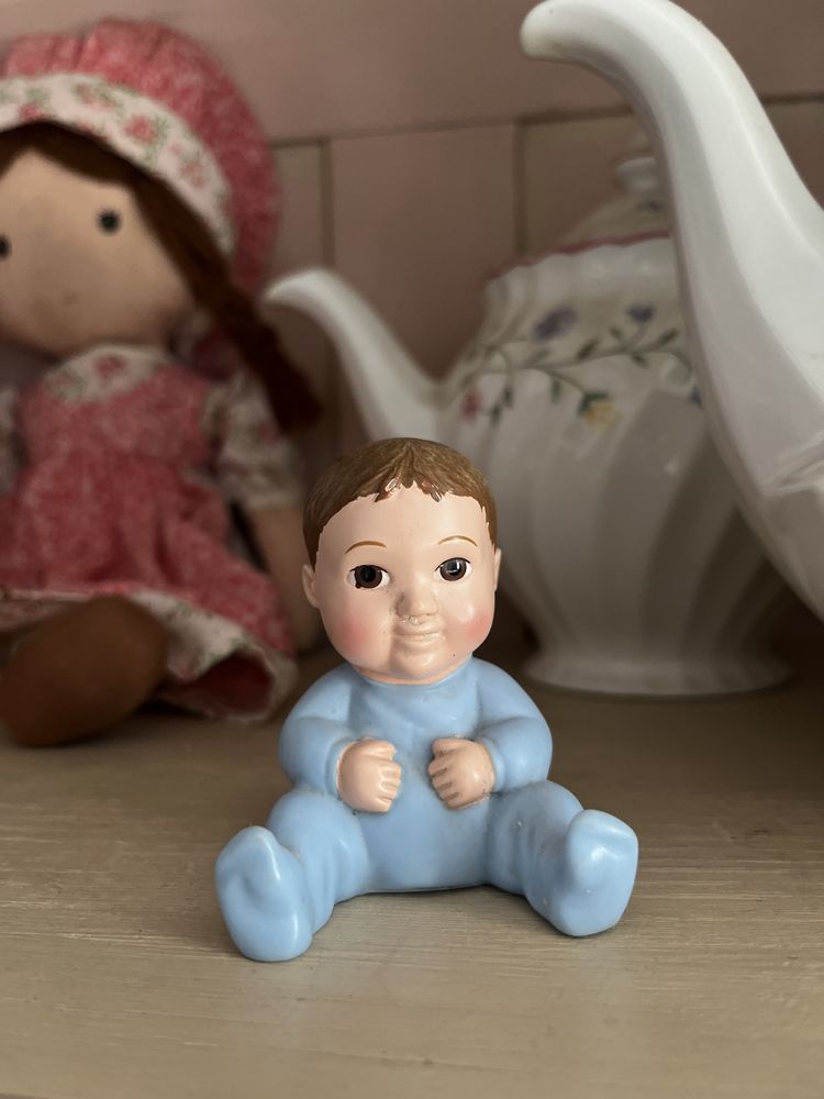 Laleczka kolekcjonerska figurka baby Jake