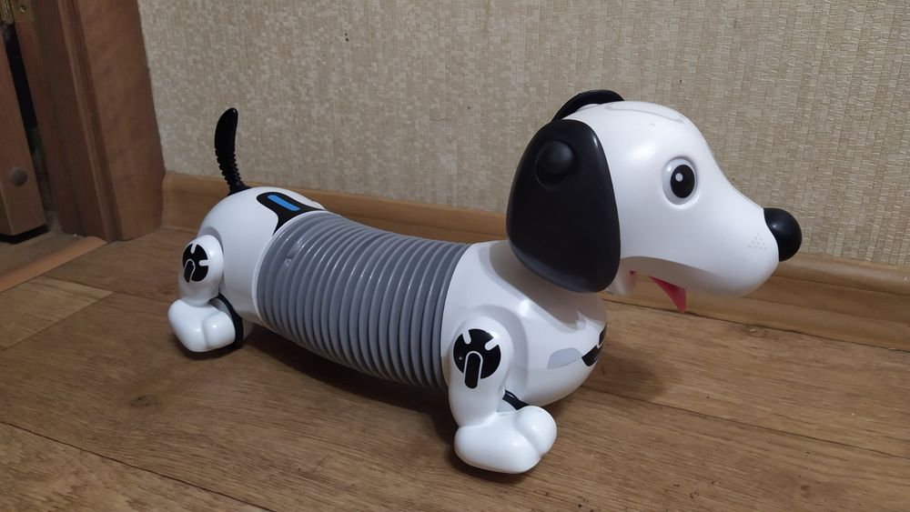 Игрушка робот-собака Silverlit DACKEEL ( такса)