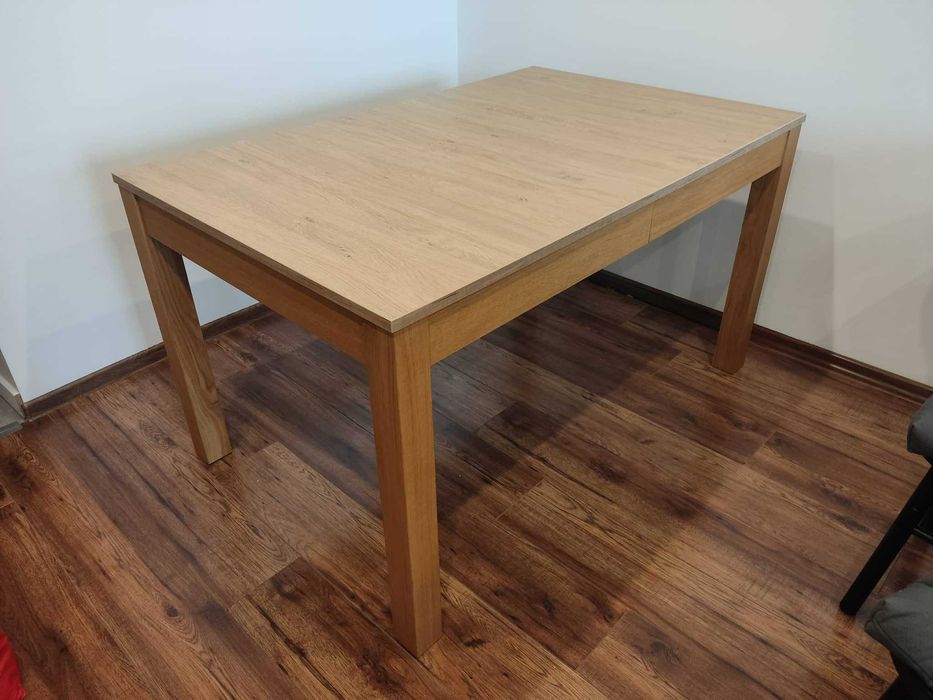 Stół rozkładany VOX + gratis krzesła