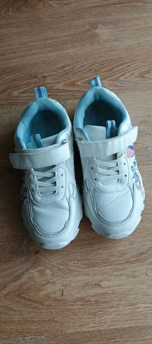 Buty dla dziewczynki