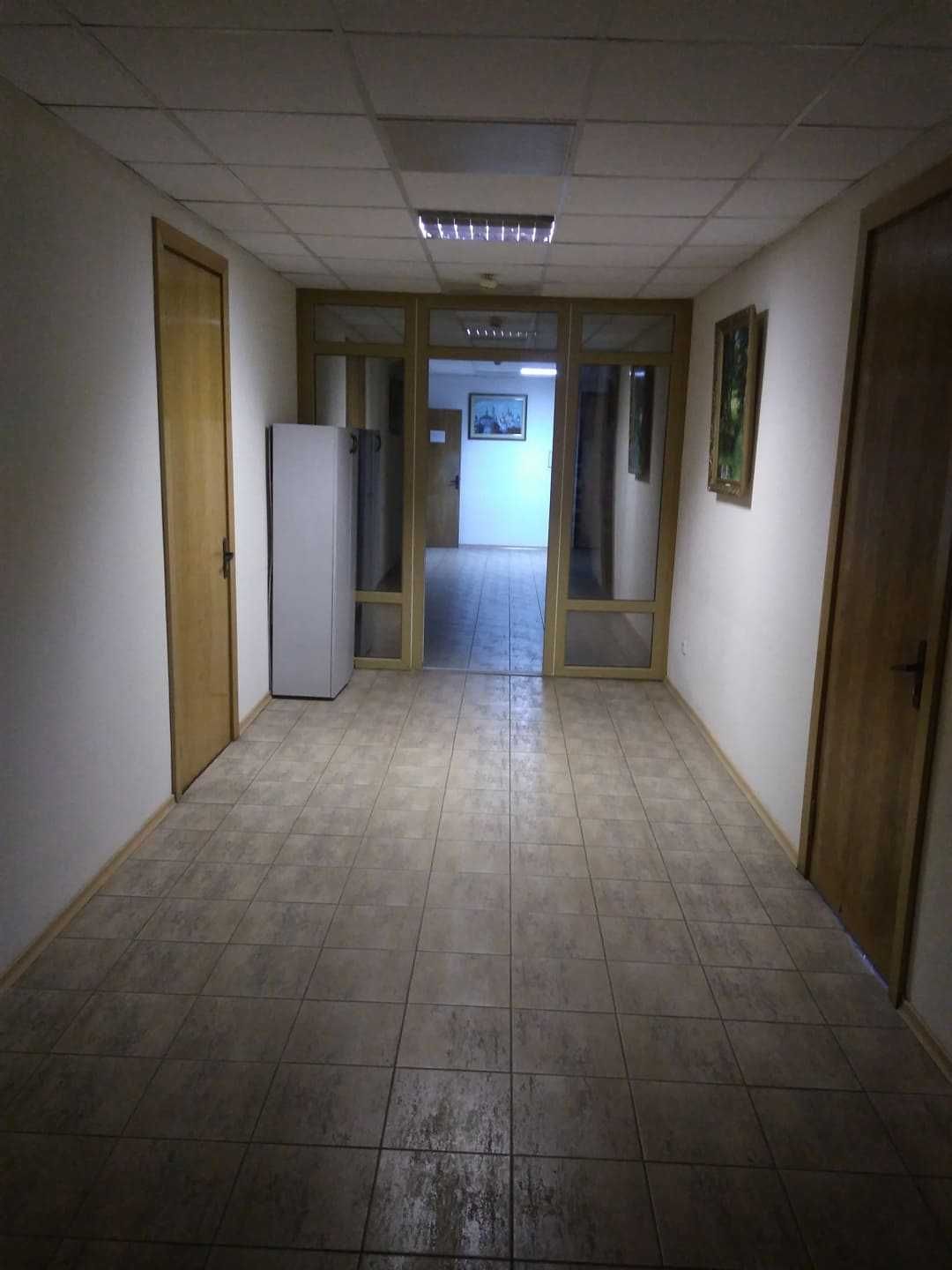 Офісне приміщення 24 кв.м, генератор, від власника