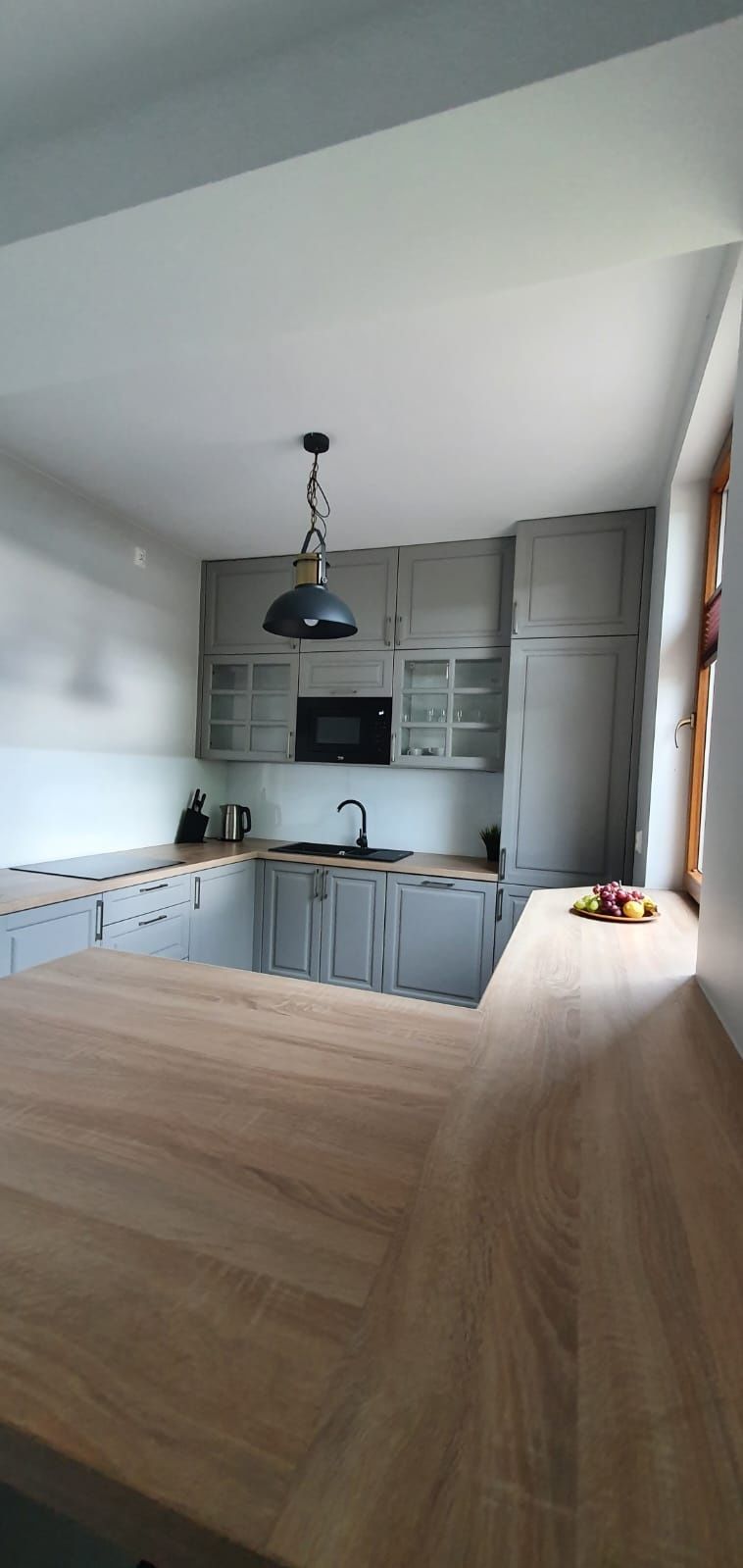 Rentyny Place4You. Dom nad jeziorem z prywatną plażą i balią. WAKACJE