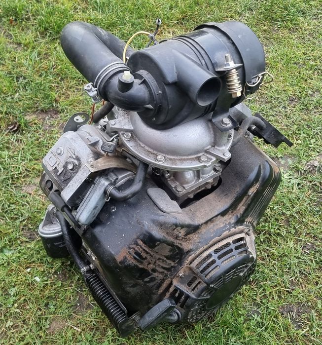 Silnik briggs&stratton v-twin dwucylindrowy VANGUARD