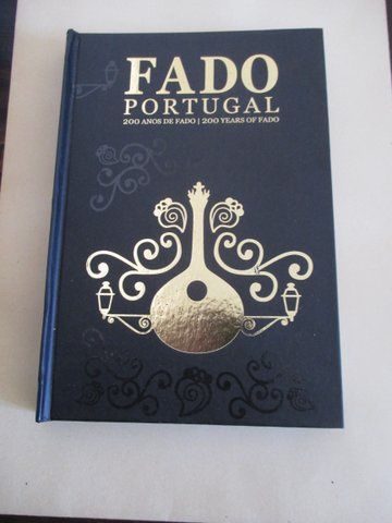 FADO Portugal 200 anos de fados+2CDs c/50FADOS