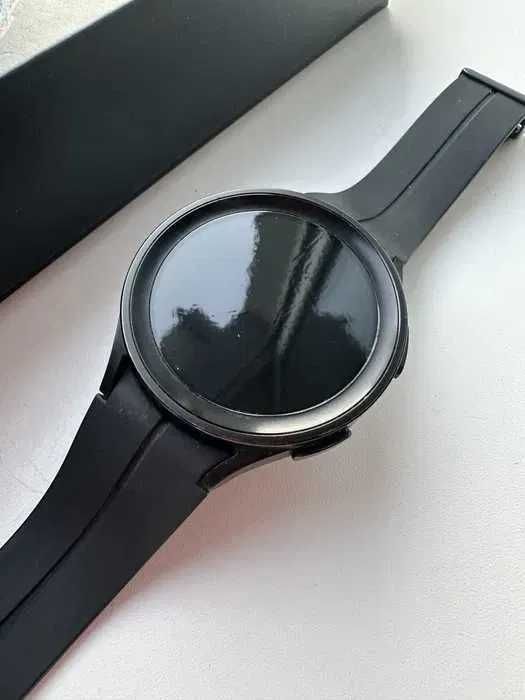 Смарт-годинник Samsung Galaxy Watch 5 Pro 45mm titanium black