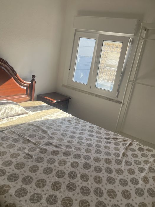 Quarto de casal em Amadora Casal da Mira