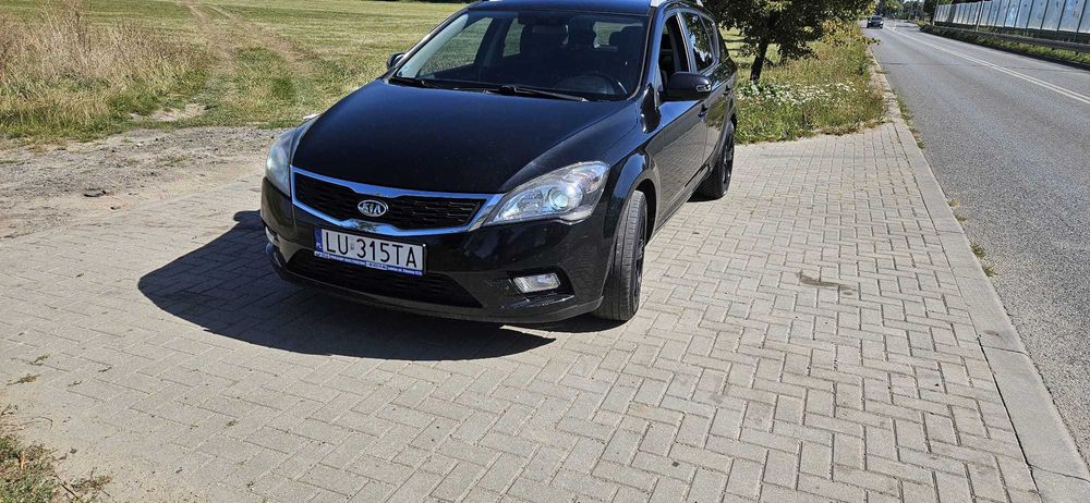 Kia ceed lift kombi 1,6 CRD
