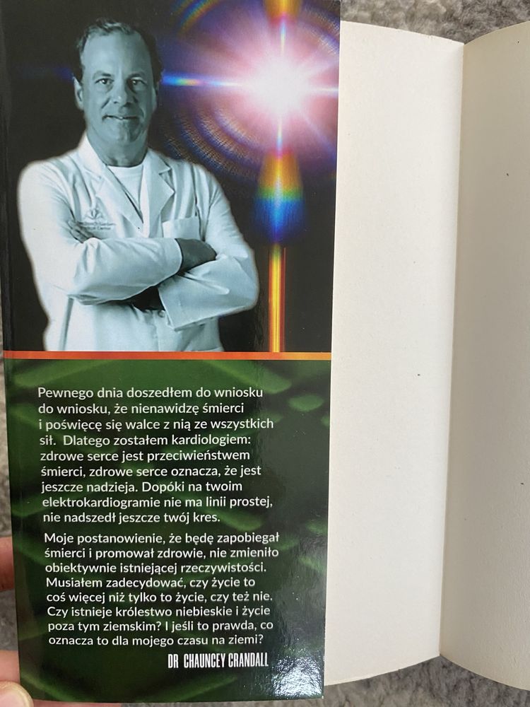Śmierć nie istnieje. Dr Chauncey Crondall, Kris Bearss