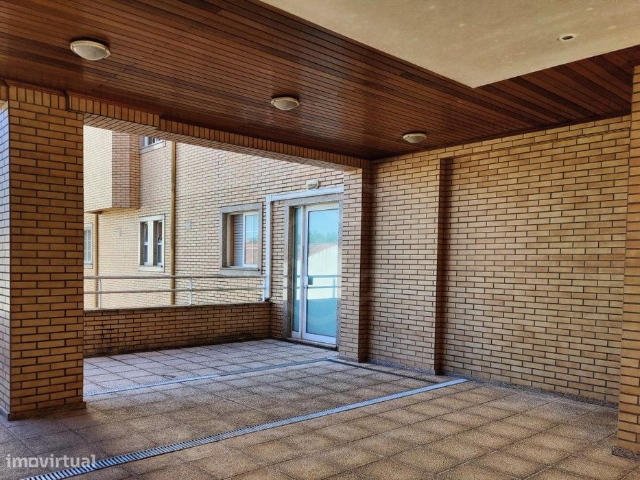 Espaço Comercial para venda em Albergaria-A-Velha