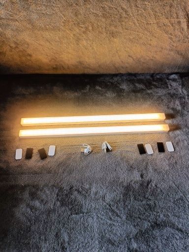 LED лампа аварийная аккумуляторная с датчиком движения. Новая.