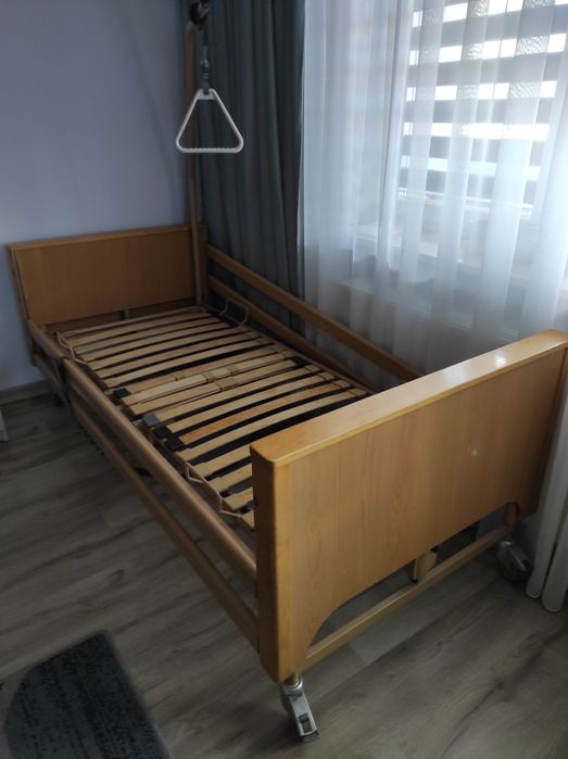 Łóżko dla inwalidy