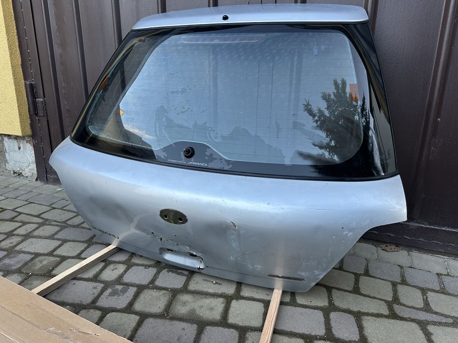 Кришка багажника Subaru Impreza