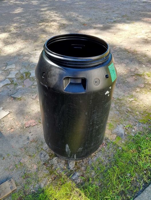 Beczki beczka 200L 220L  pokrywa dekiel spożywka