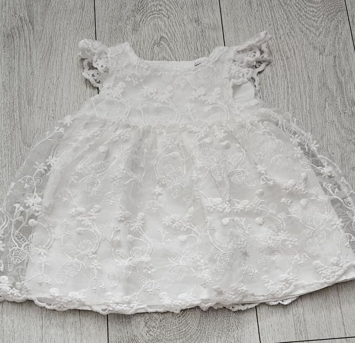 Piękna biała sukienka na chrzest lub święta 80 reserved