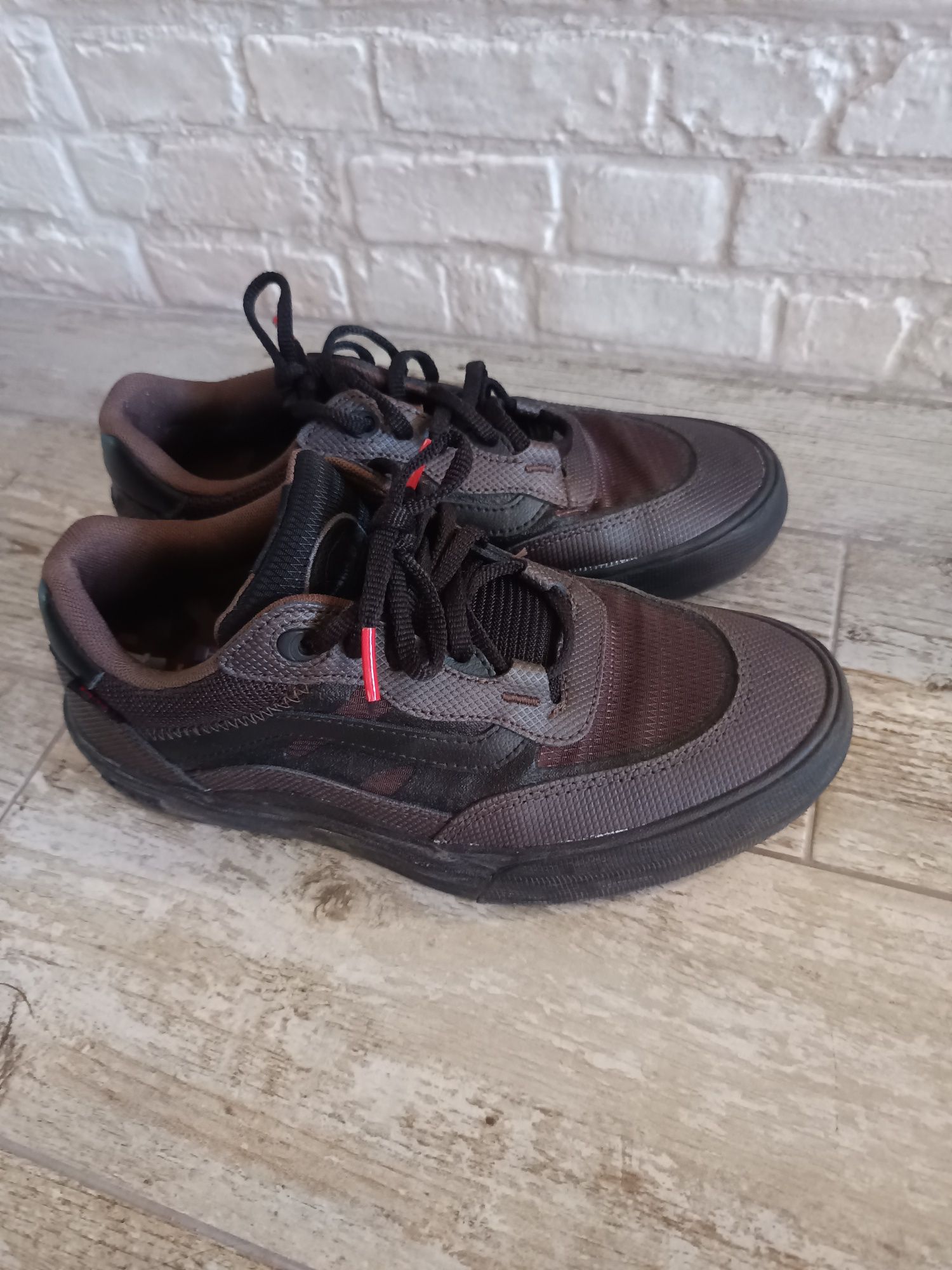 Sapatilhas Vans castanho