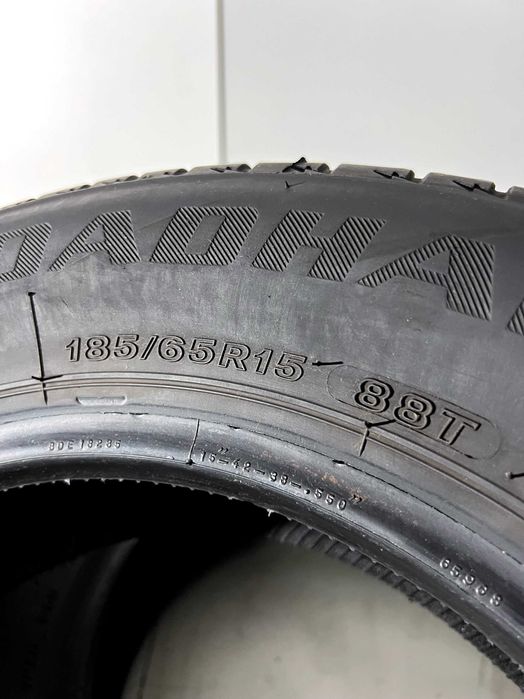 Pneus Firestone Roadhawk - 185/65/15 - Excelentes