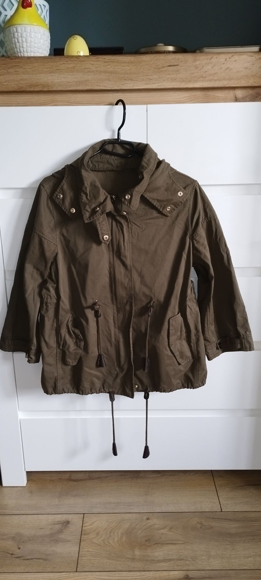 Kurtka krótka parka jesienno-wiosenna Zara rozmiar L kolor khaki