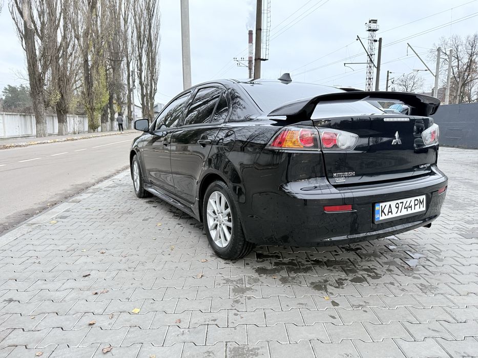 Mitsubishi lancer awd