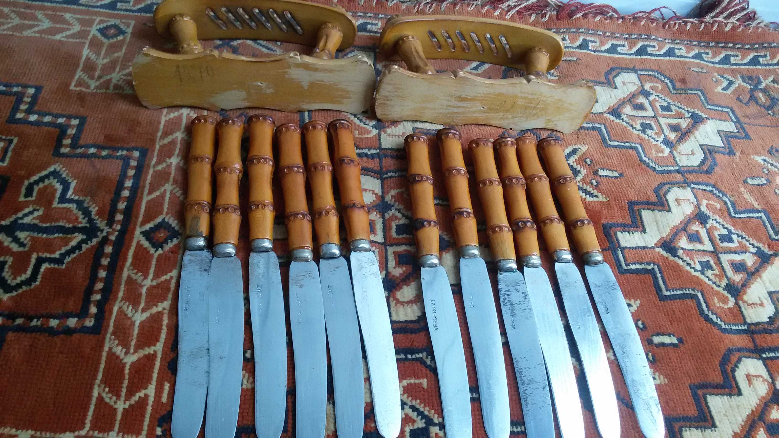 Два набора из 6 столовых десертных ножей с бамбуковой ручкой (ГДР)