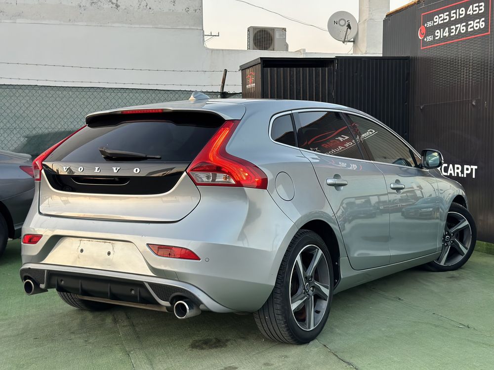 Volvo V40 1.6 D2 ‘ R-Design ‘  GARANTIA