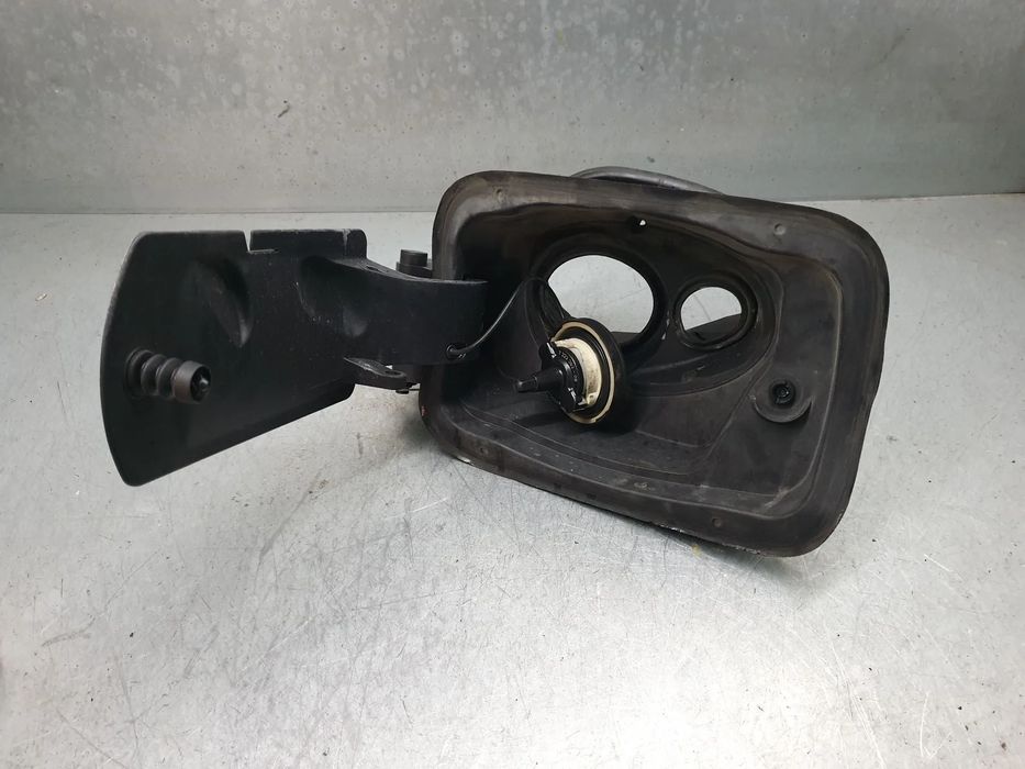 Tampa depósito combustível BMW X1 (F48)