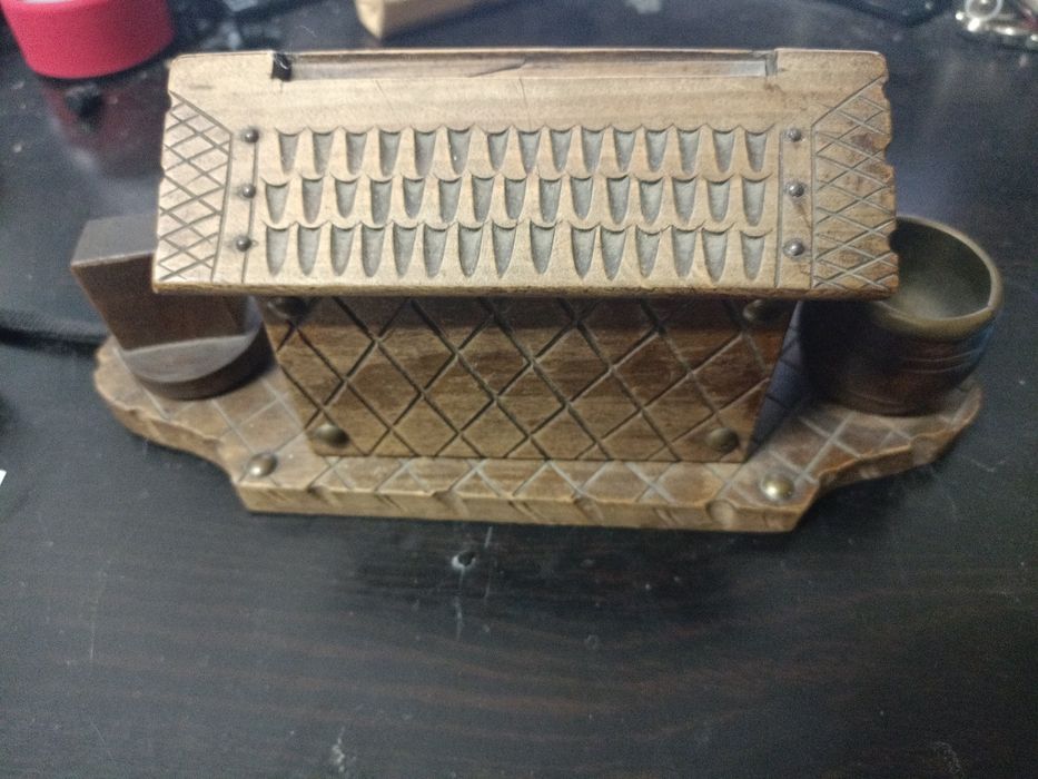 Papierośnica Dom Podajnik Papierosów