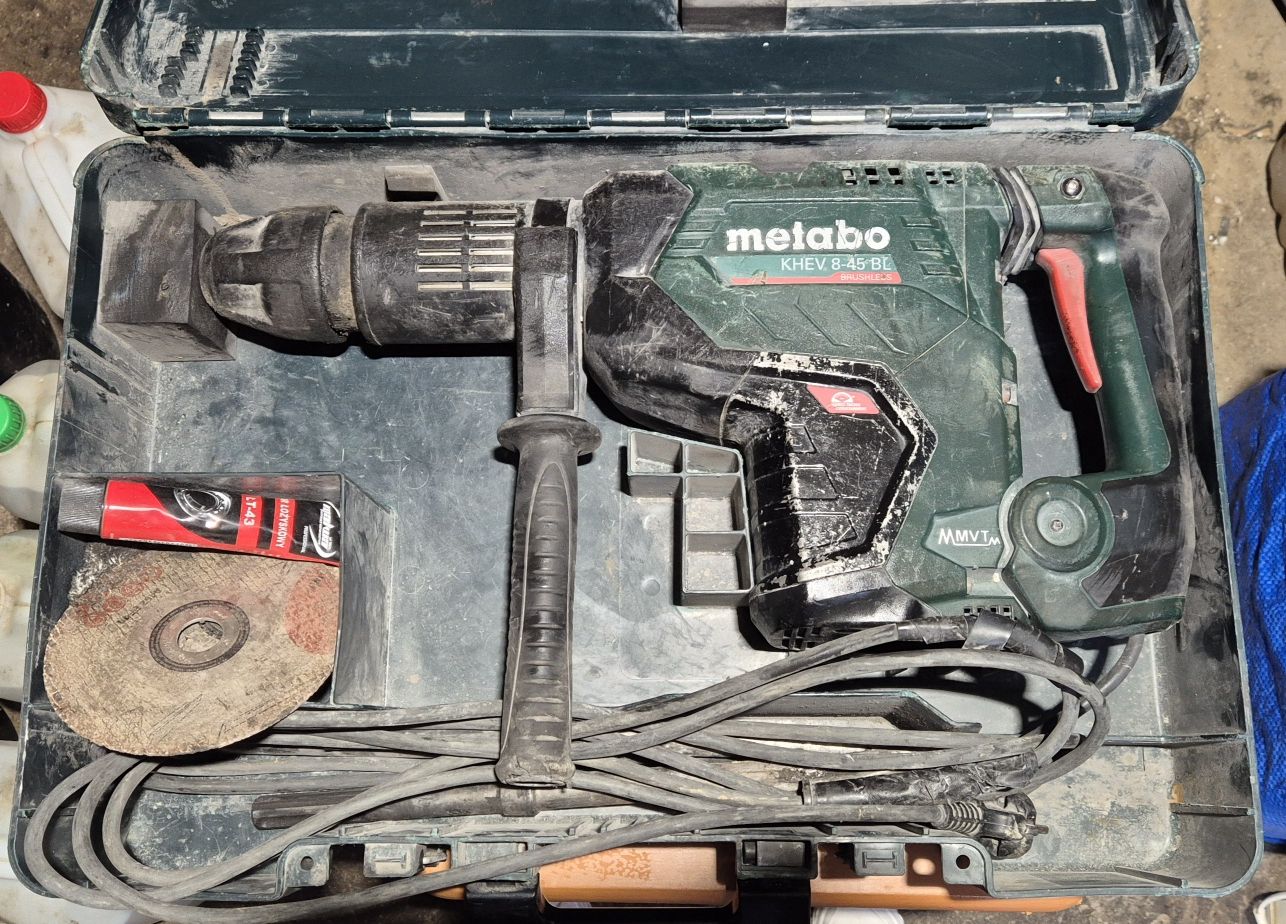 Młot udarowy obrotowy Metabo KHEV-8-45BL