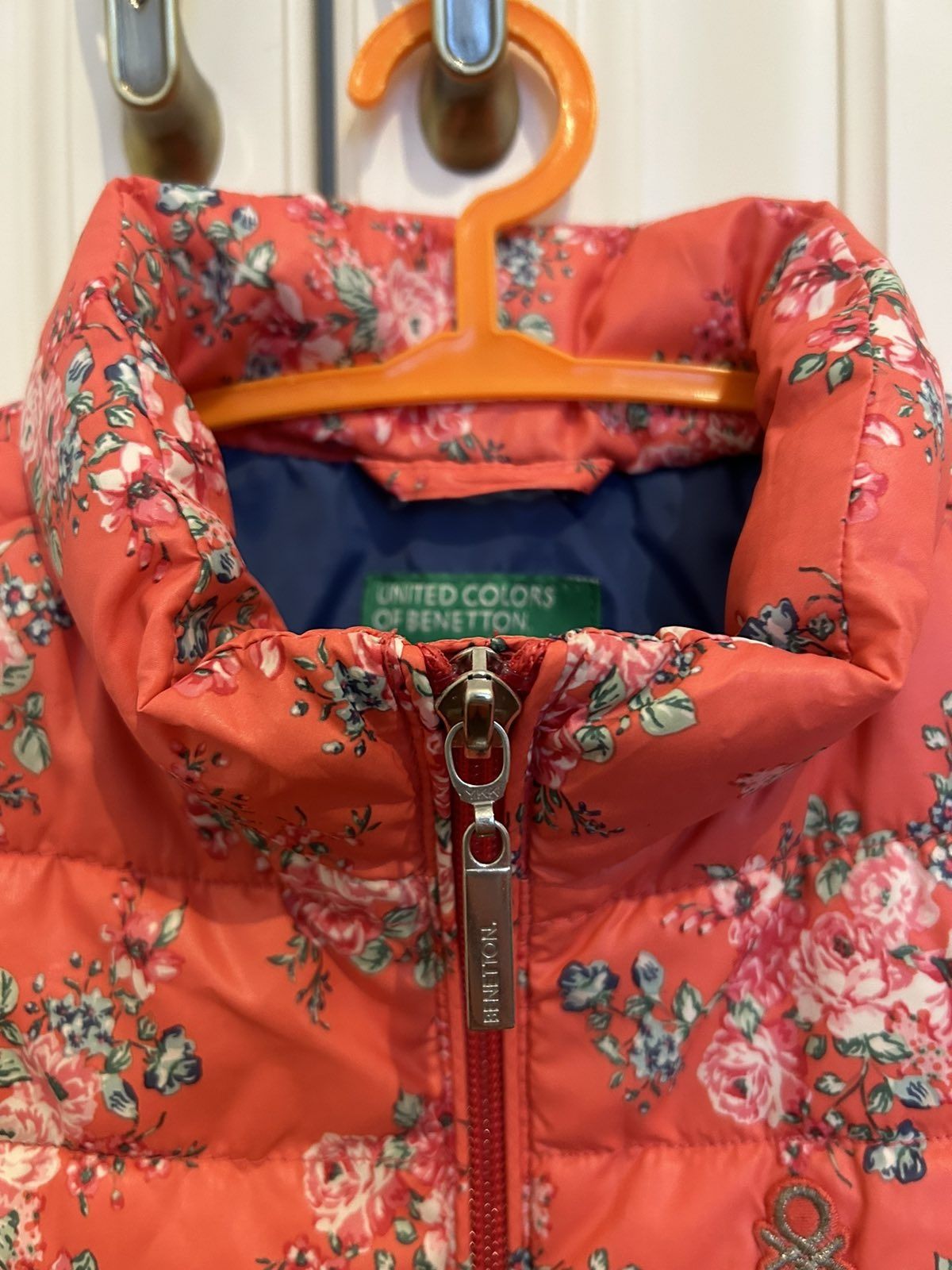 Жилетка Benetton на девочку детская куртка легкея Zara жакет