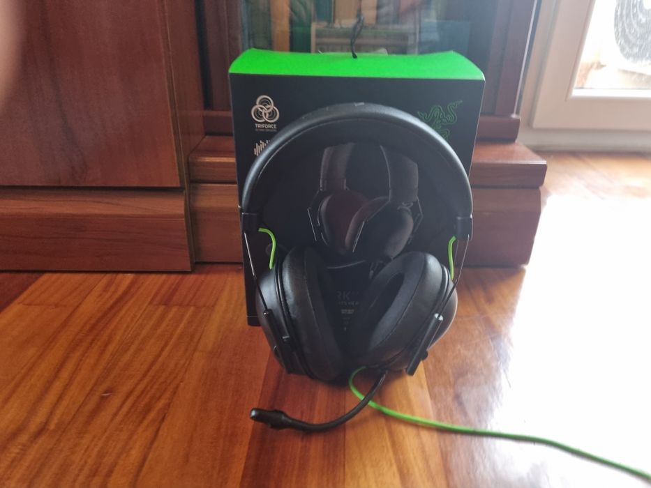Headphones Razer Blackshark v2