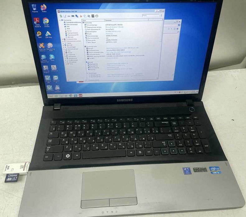 Ноутбук игровой Samsung NP300E7Z с большим экраном 17"