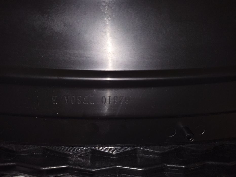 Продам решетку Nissan Qashqai(2013-2016) /Rogue sport (2014-2019)