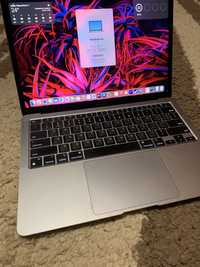 MacBook Air M1 / 256g