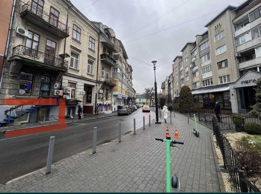 Продаж комерційного приміщення 30м2 у Центрі Ів.-Фр._VD