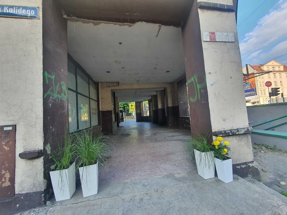 Magazyn/ lokal użytkowy, 44 m2, róg 3 Maja i Katowickiej