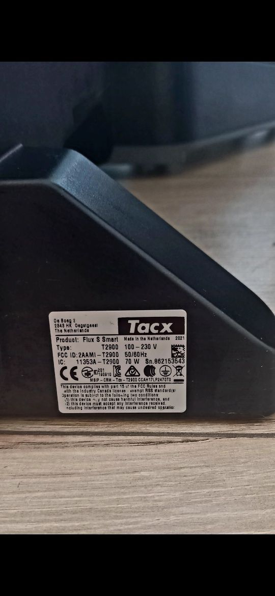 Trenażer rowerowy Tacx Flux S Smart T2900S