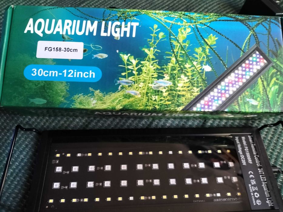 Nowe oświetlenie do akwarium  z pilotem  30-40cm