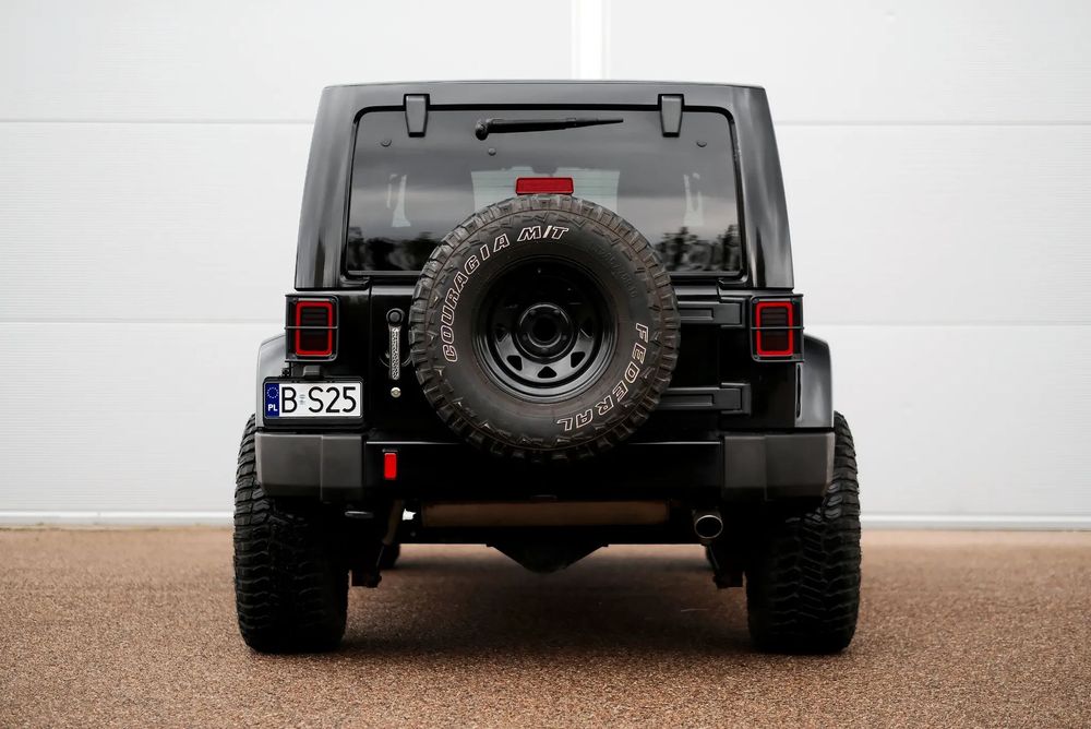 Jeep Wrangler Jeep Wrangler Unlimited Sahara 3.6 V6 benzyna + LPG | Lift 2” | FOX |