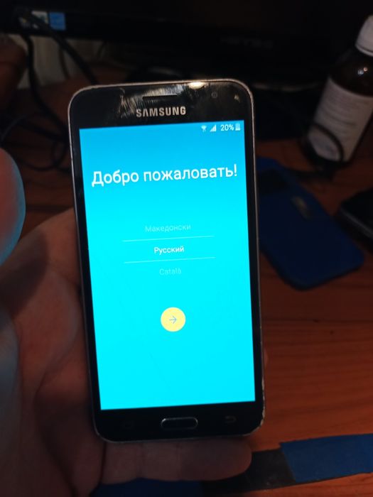 Смартфон Samsung SM-j320fn