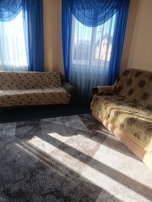 ГАРНА  3хна квартира в центрі + крита  парковка