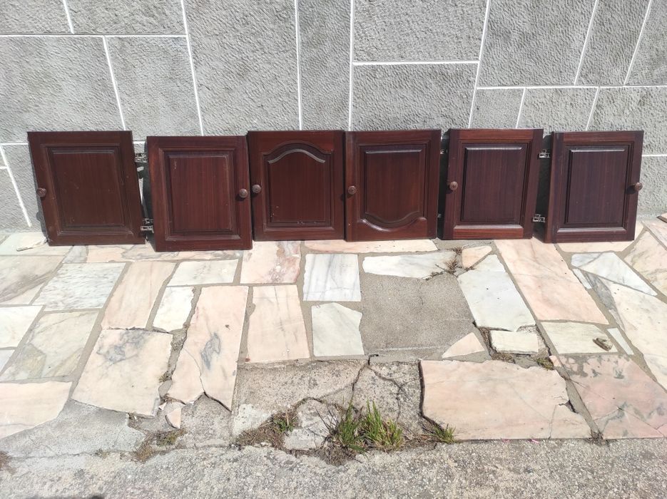 Portas de armário para cozinha ou outros móveis