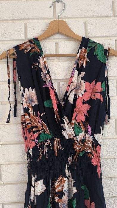 Długa sukienka damska letnia na lato na ramiączkach maxi dress kwiaty