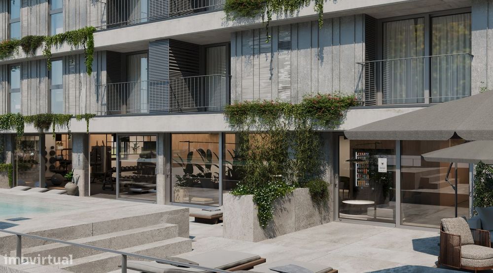 Estúdio T0 com Varanda em Edíficio Emblemático