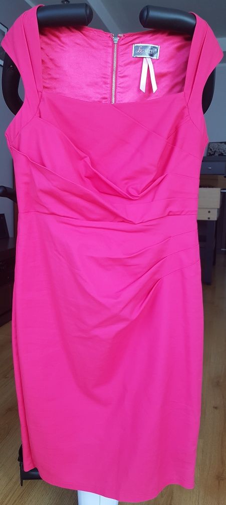 Sukienka Lipsy London 36