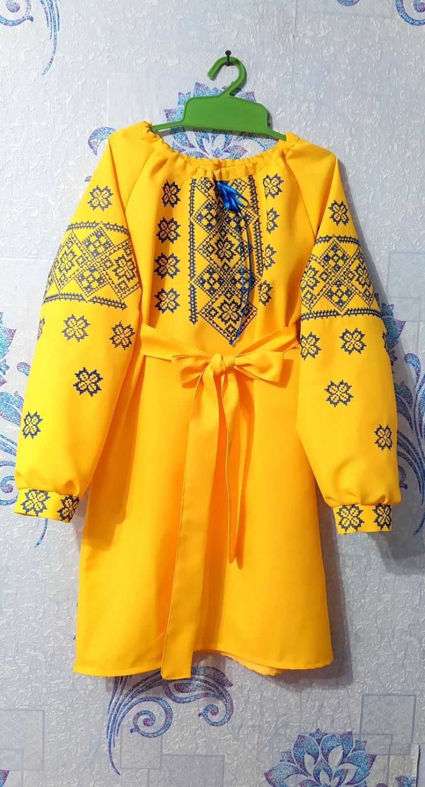 Сукня вишиванка на дівчинку  8-9 років, жовта